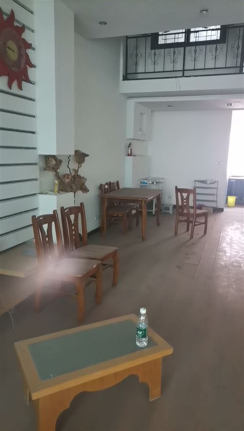 岳陽縣民中路二中房屋出租